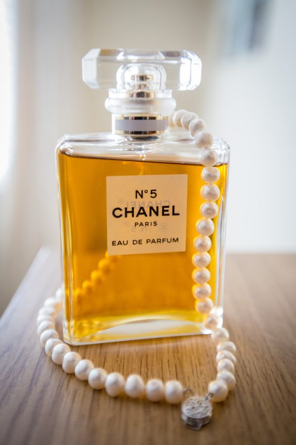 ادو پرفیوم زنانه شانل مدل Chanel N5 حجم 100 میلی لیتر